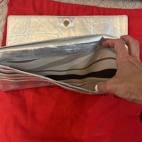 MS by Martine Sitbon silver leather clutch - Picture 4 of 5